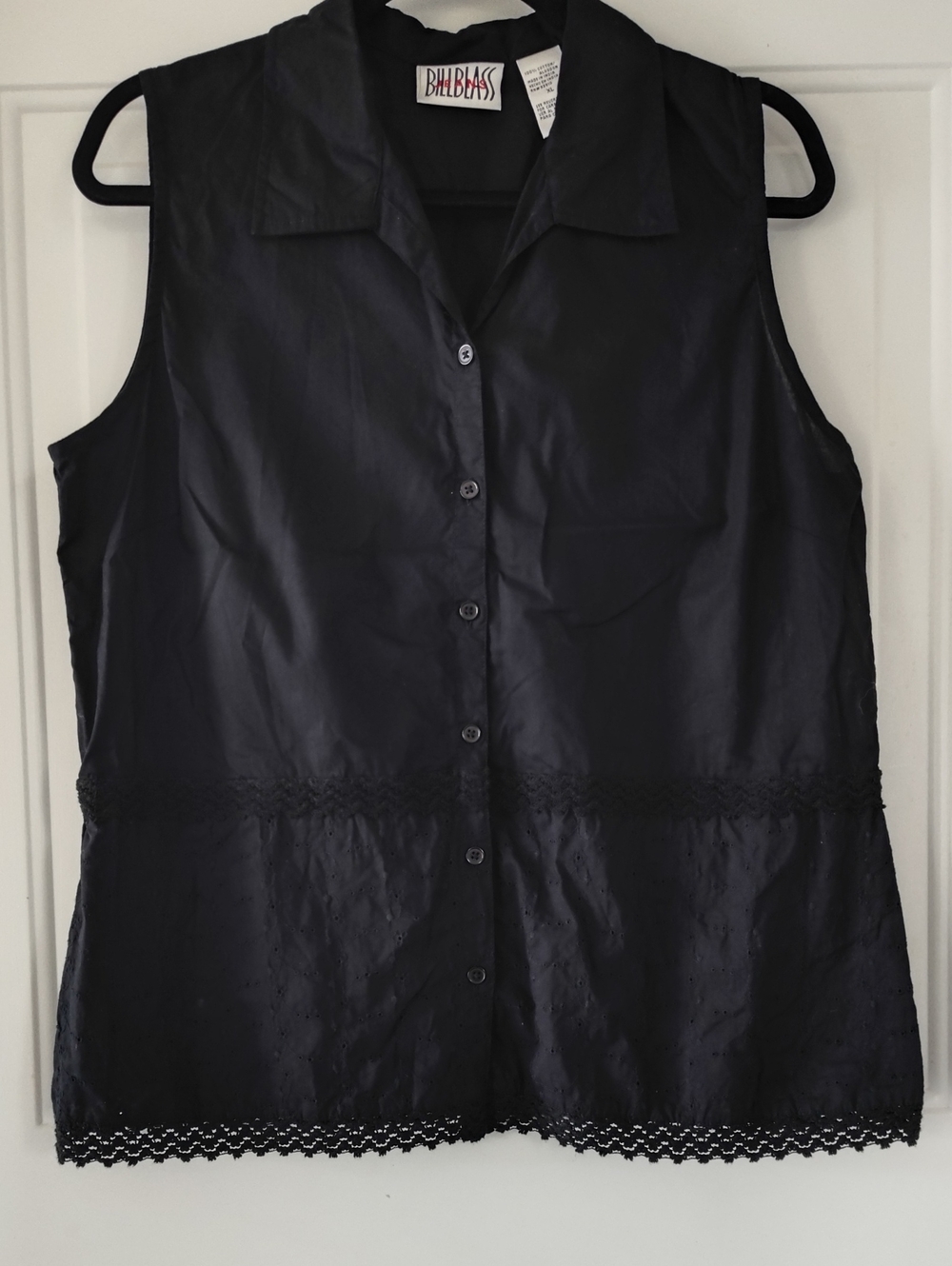 bill blass Black Sleeveless Button-Front Lace-Hem Blouse 90's